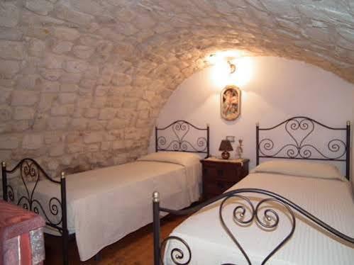Anticu Dammusu Apartment Scicli Bagian luar foto